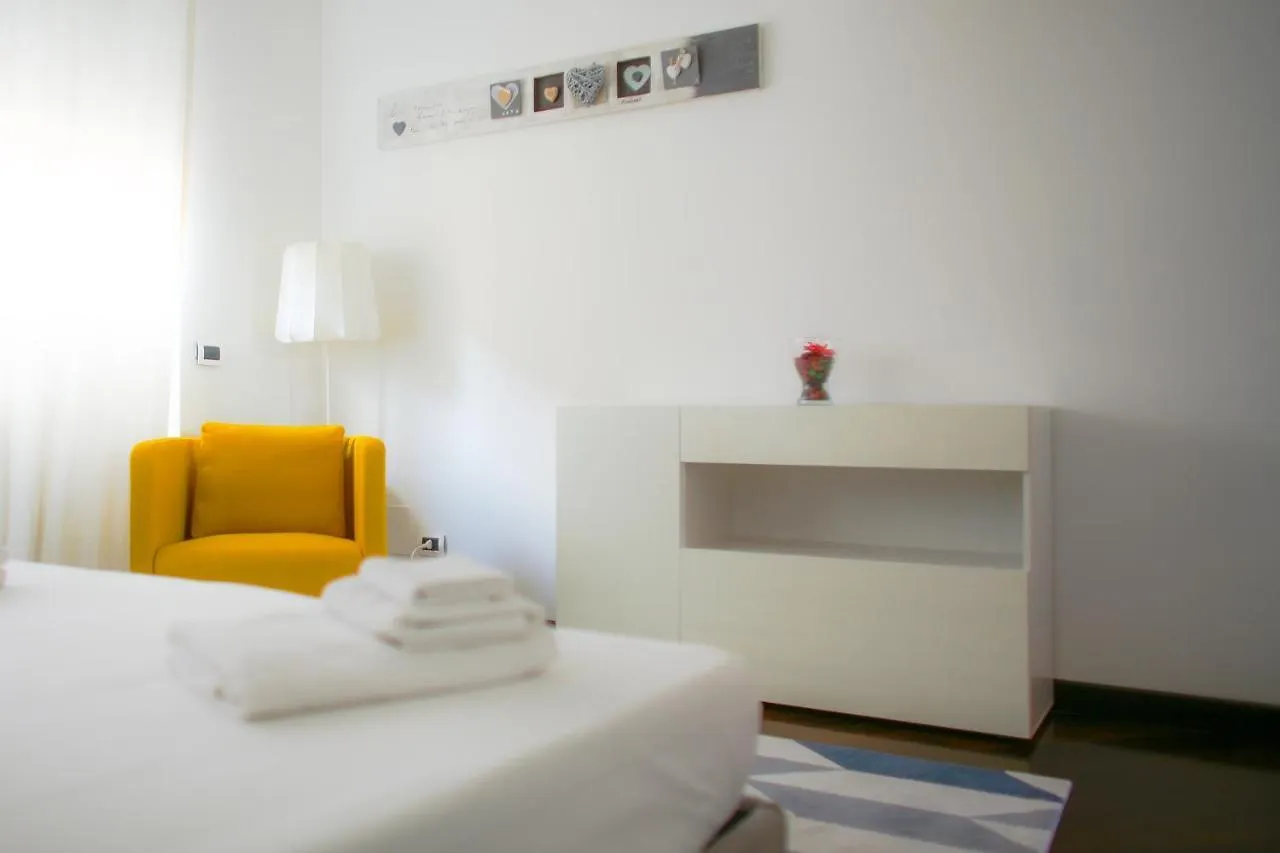 Bnbutler - Bergonzoli - Modern And Bright Near Central Station Milan