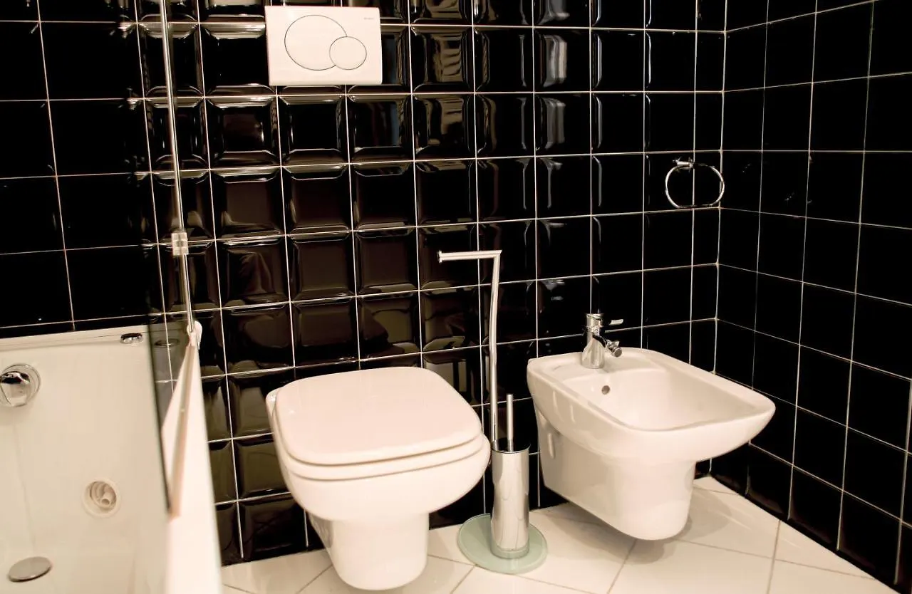 Bnbutler - Bergonzoli - Modern And Bright Near Central Station Milan Italy