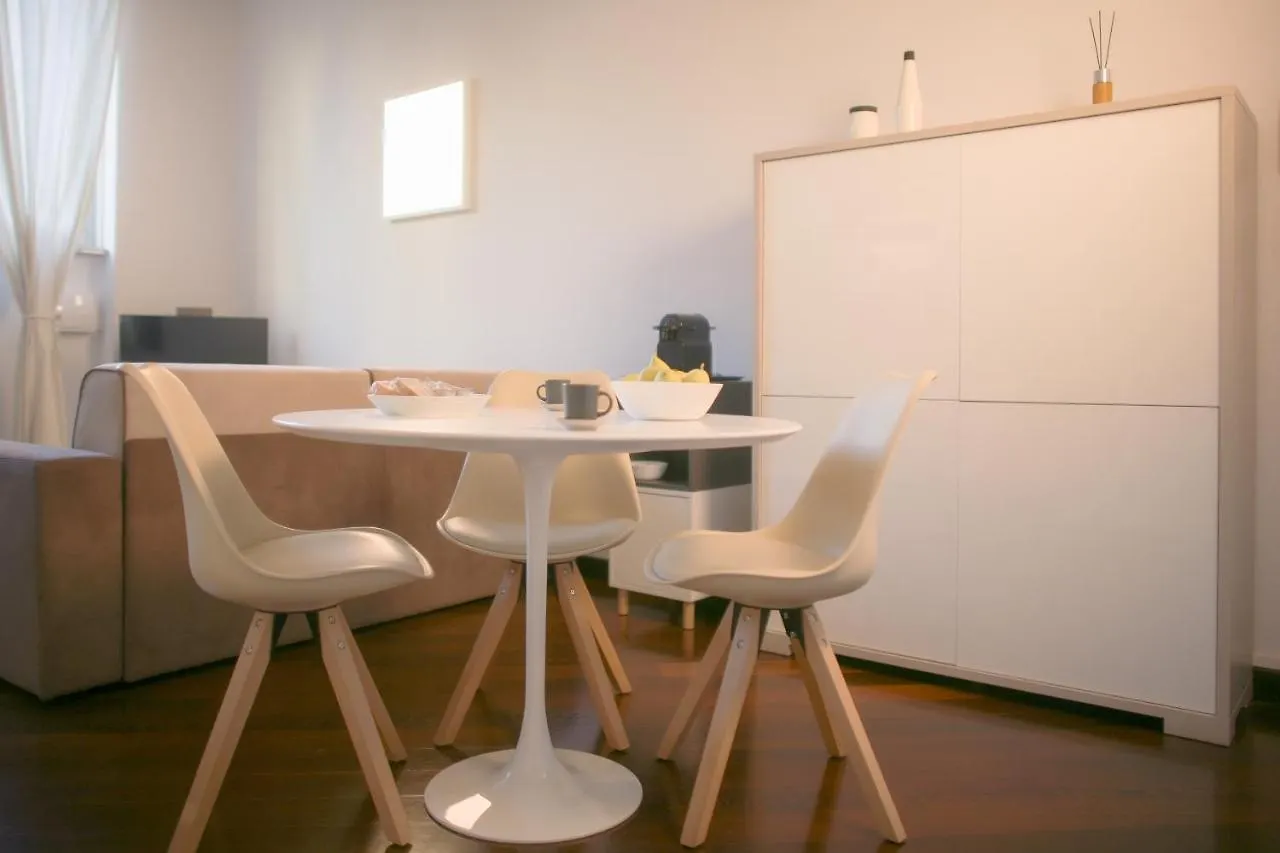 Bnbutler - Bergonzoli - Modern And Bright Near Central Station Mediolan Apartament